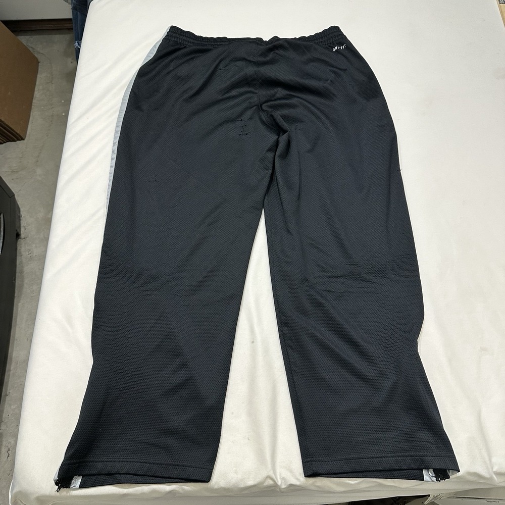 Nike Men's‎ Cash Pant Warm-Up Dri-Fit Athletic Black/Grey 586224-011 - Picture 4 of 12